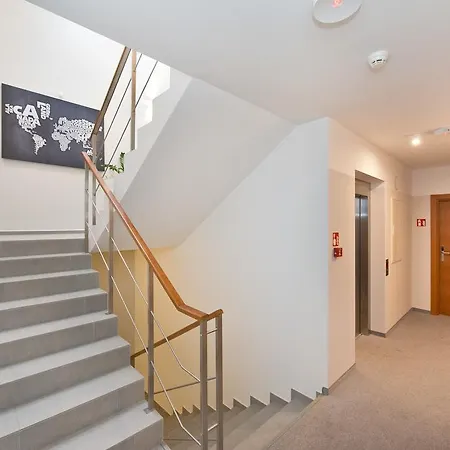 21 Victus By Renters סופוט