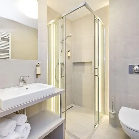 21 Victus By Renters 3* סופוט
