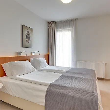21 Victus By Renters