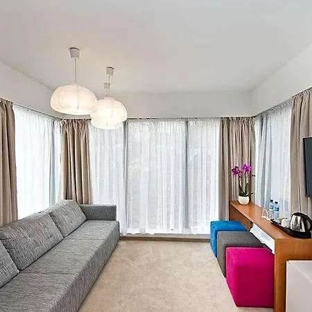 21 Victus By Renters 3* סופוט