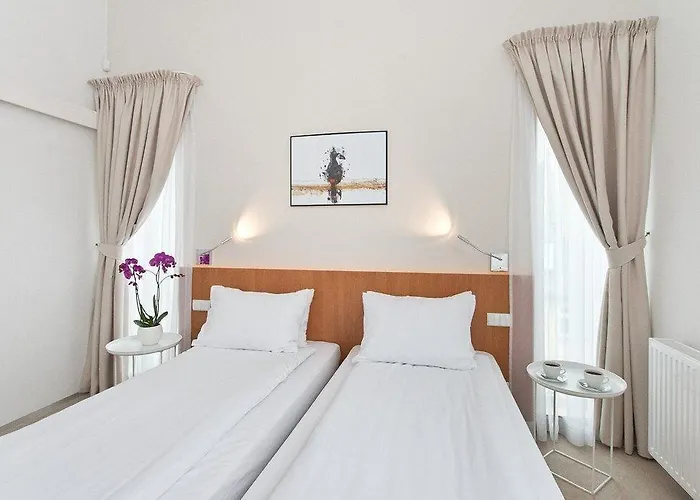 לינה וארוחת בוקר 21 By Victus