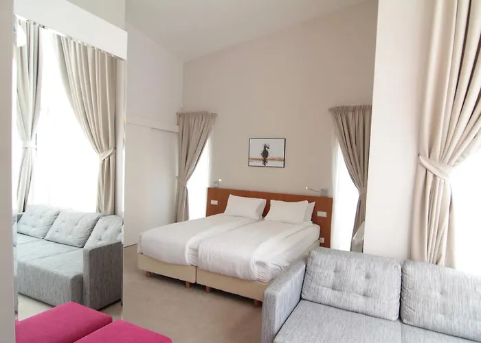 21 By Victus סופוט