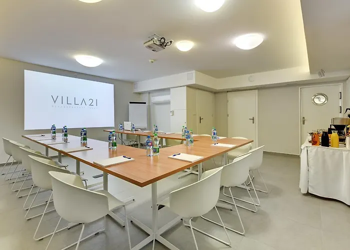 21 By Victus סופוט